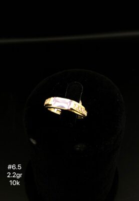 Anillo de dama en oro de 10k