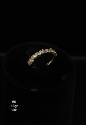 Anillo de dama en oro de 10k